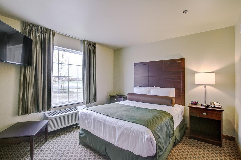 Cobblestone Hotel & Suites Pulaski/Green Bay Exterior foto
