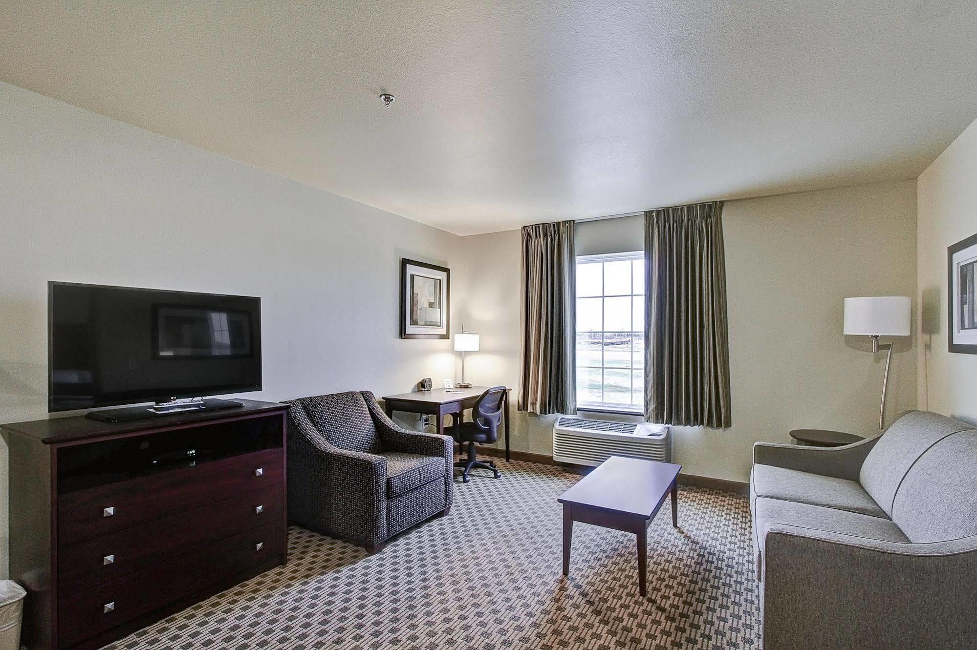 Cobblestone Hotel & Suites Pulaski/Green Bay Exterior foto